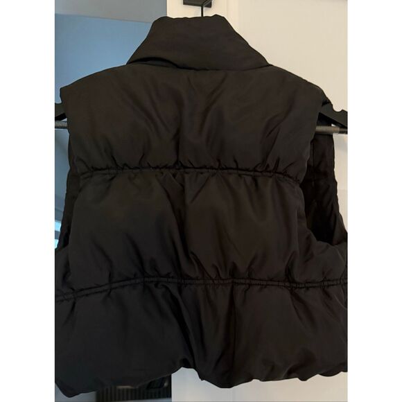 H&M Kids Padded Gilet Quilted Sleeveless Full Zip Puffer Vest Black Size 8-10 - Picture 4 of 8